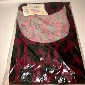 NWT Lularoe 3X tank still in plastic